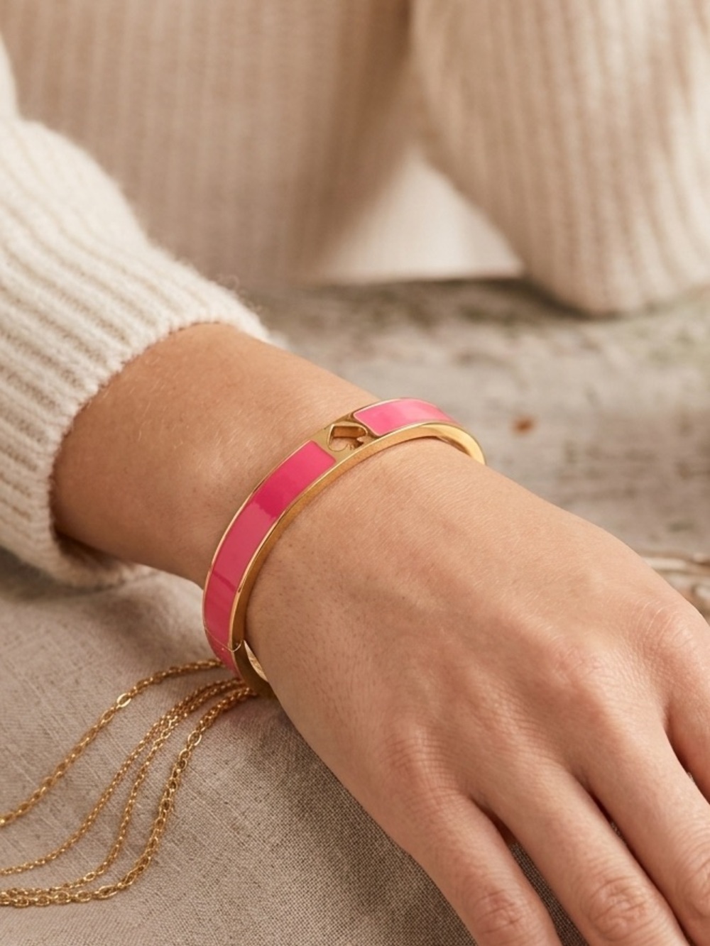 Kate ♠️ Spade✨Coral✨Hole Punch✨Wide Enamel✨Bangle Bracelet